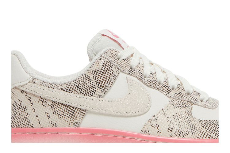 Кроссовки Nike Wmns Air Force 1 Low 'Our Force 1'