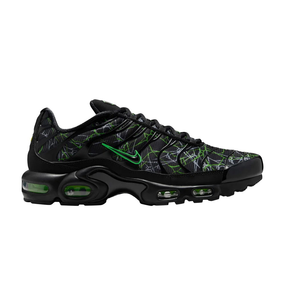 Krossovki-Nike-Air-Max-Plus-Shattered-Glass