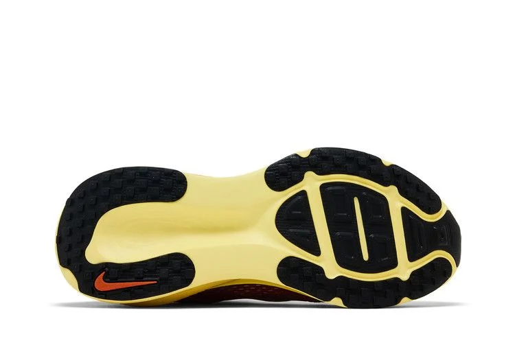 Кроссовки Nike Vomero 18 'International Running Pack'