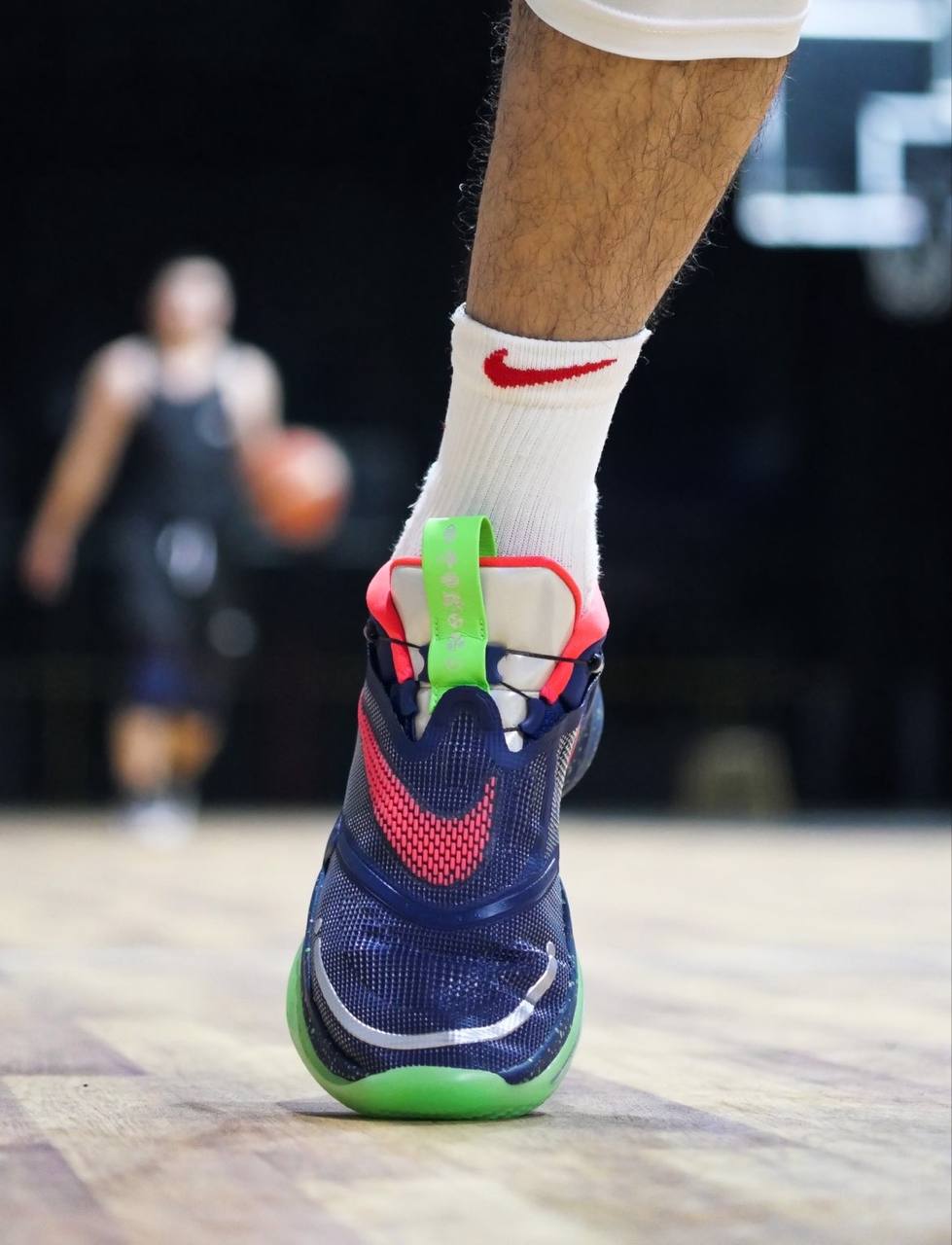 Кроссовки Nike Adapt BB 2.0 Planet of Hoops