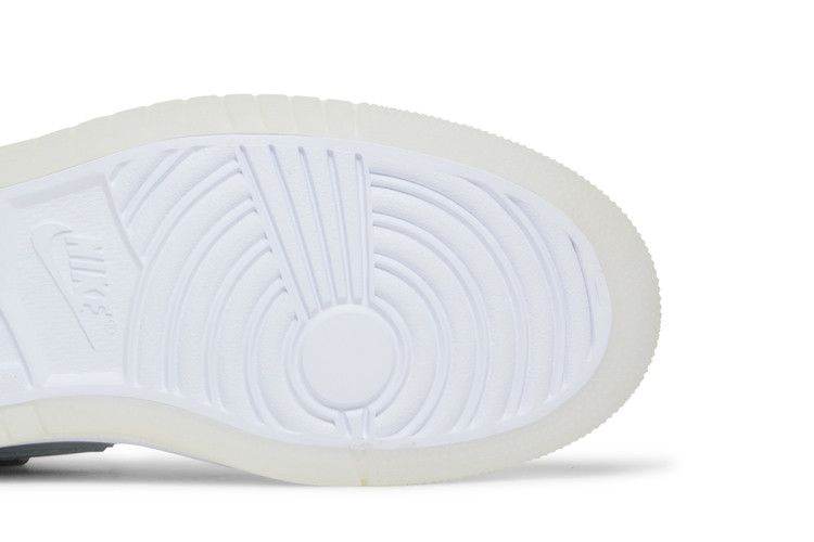 Кроссовки Wmns Air Jordan 1 Acclimate 'White Grey Fog'