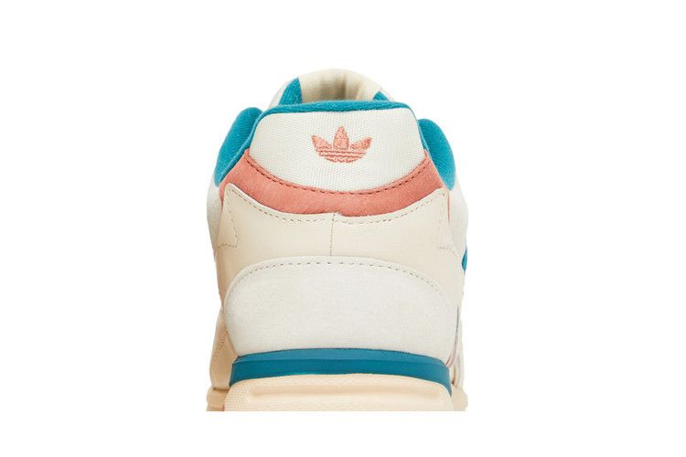 Кроссовки END. x adidas Torsion Super 'Equals - Cream'