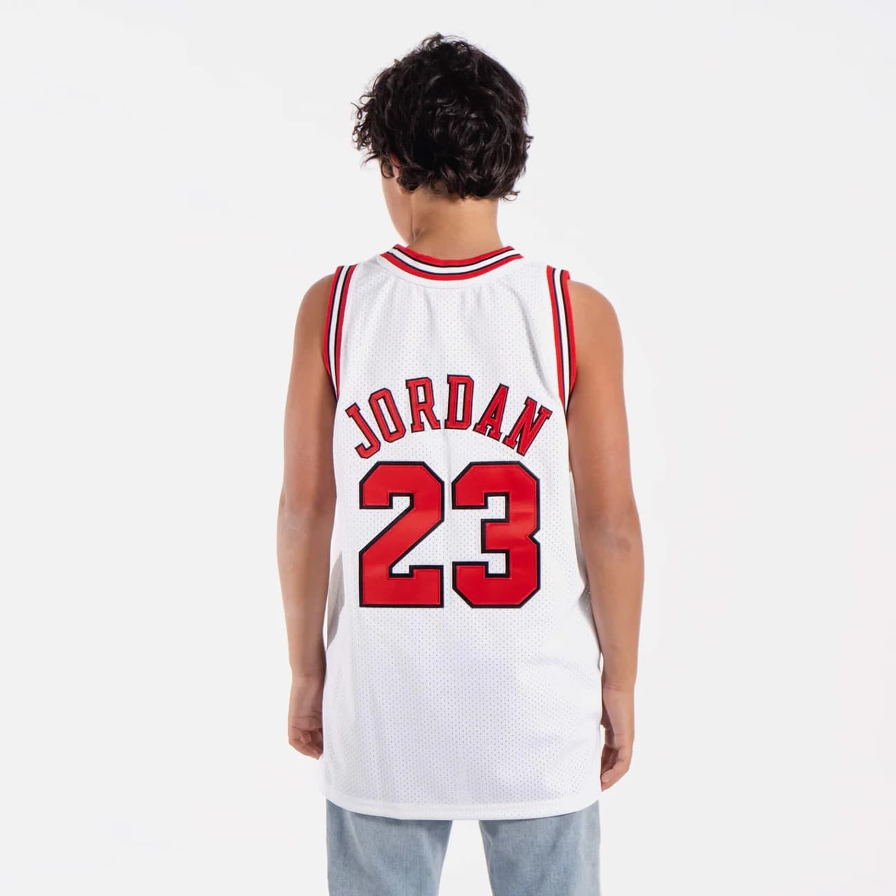 1997-98-Chicago-Bulls-Michael-Jordan-23-Youth-Authentic-White-Jersey-2