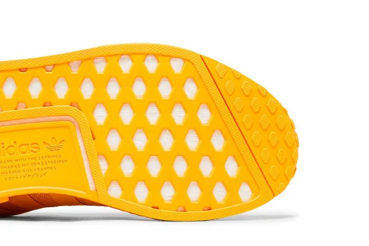 Кроссовки adidas NMD_R1 'Collegiate Gold'
