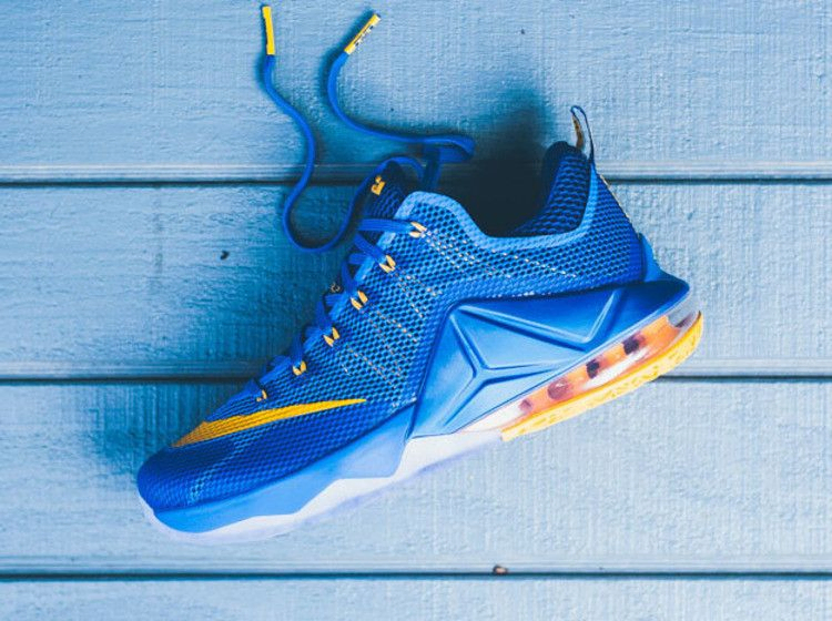 Кроссовки Nike LeBron 12 Low 'Entourage'