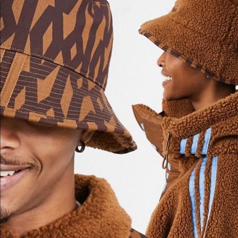 Панама adidas Ivy Park Reversible Monogram Bucket Hat Wild Brown