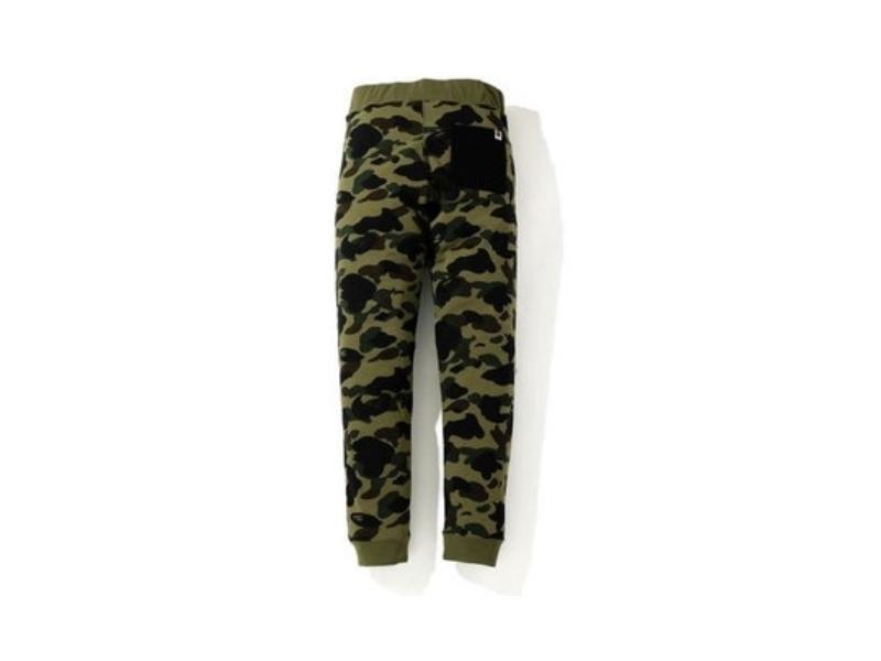 Спортивные штаны BAPE 1St Camo Shark Slim Sweatpants Green/Black