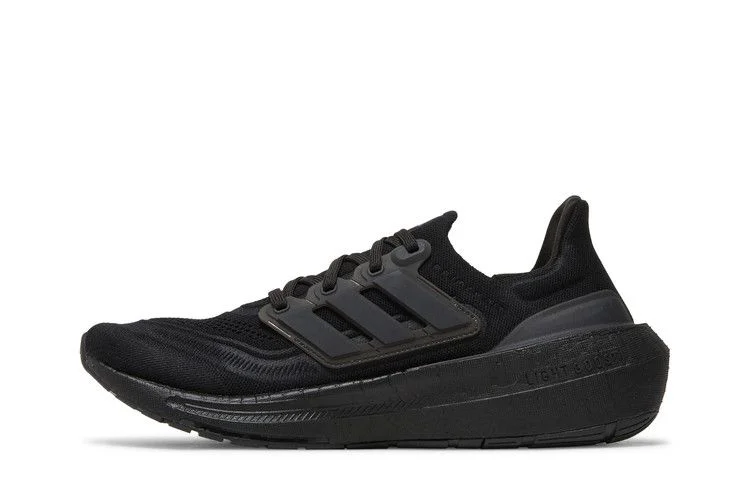 Кроссовки adidas UltraBoost Light 'Triple Black'