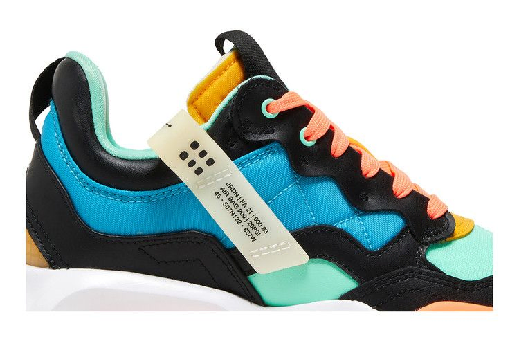 Кроссовки Air Jordan MA2 GS 'Black Light Blue Fury'