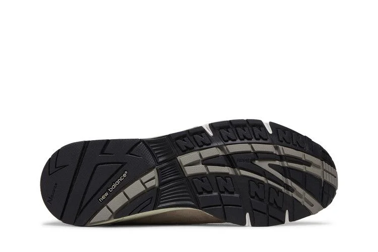 Krossovki-New-Balance-991-Made-in-England-Grey-3