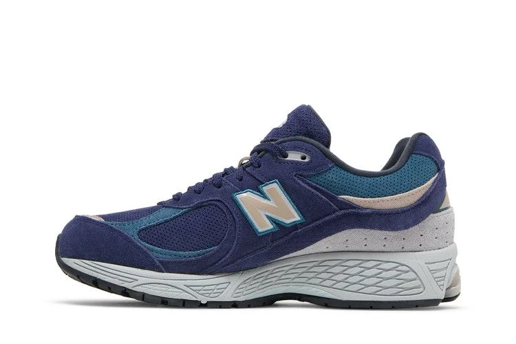 Кроссовки New Balance 2002R 'Night Tide'