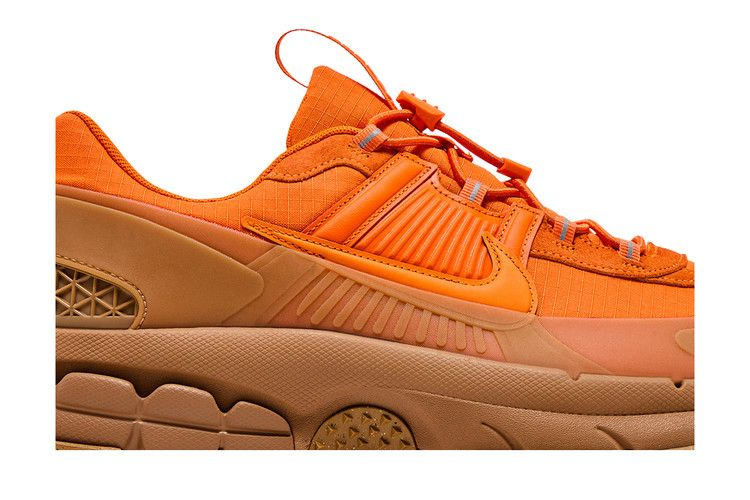 Кроссовки Nike Zoom Vomero Roam 'Safety Orange'