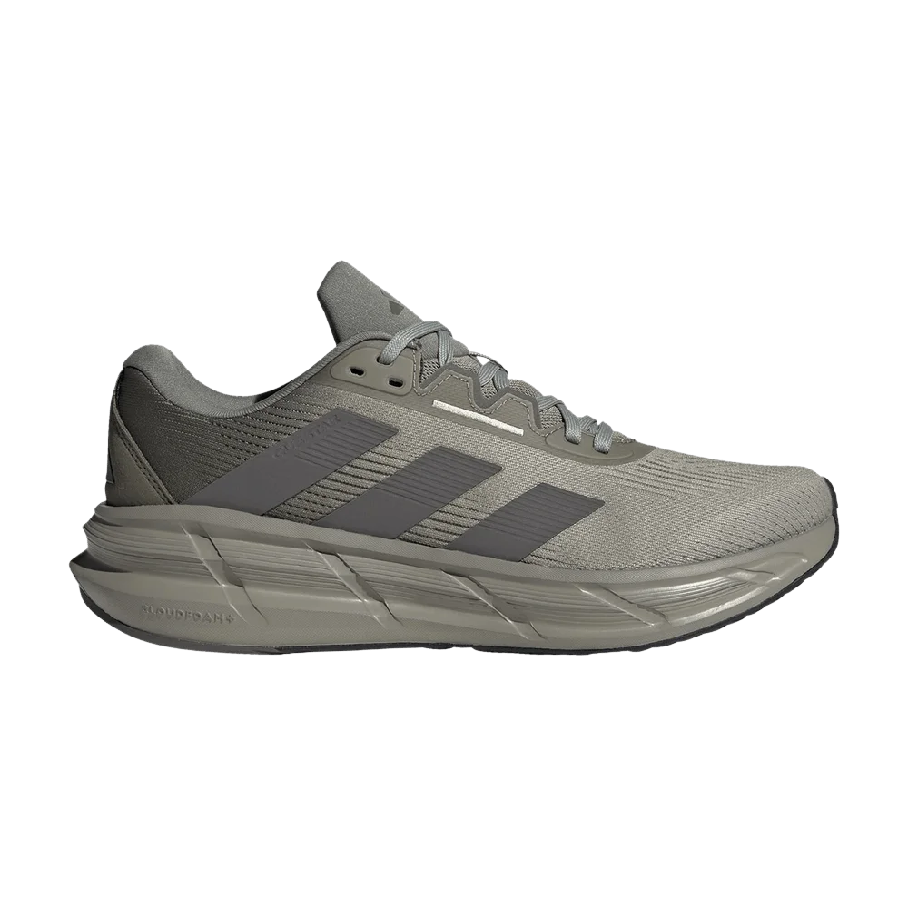 Krossovki-Adidas-Questar-3-Silver-Pebble-Charcoal