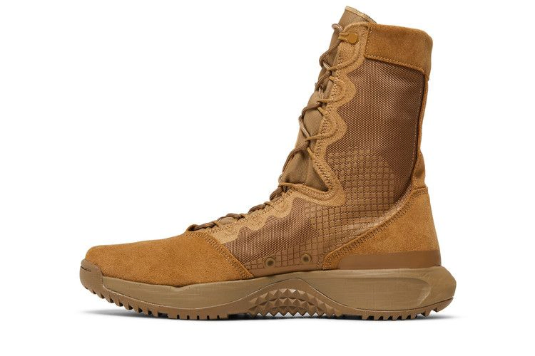 Кроссовки Nike SFB B1 'Coyote'