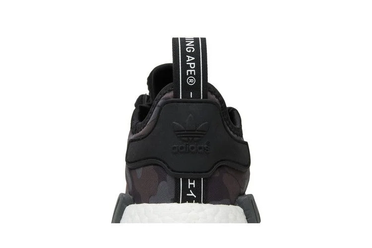 Krossovki-A-Bathing-Ape-x-adidas-NMD_R1-Black-Camo-6
