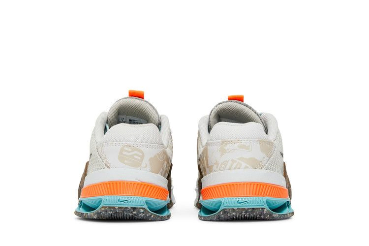 Кроссовки Nike Wmns Metcon 7 'Light Bone Platinum Tint'