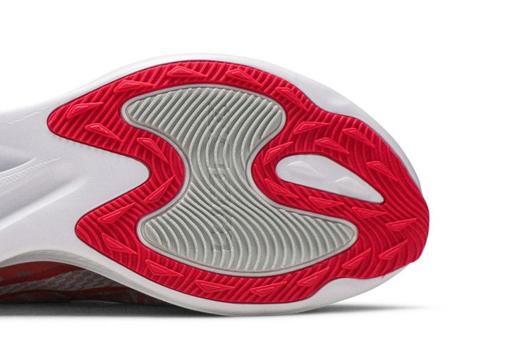 wmns-zoom-gravity-pure-platinum-red-orbit-bq3203-003_04