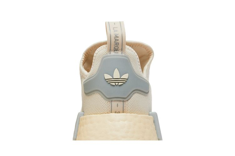 Кроссовки Adidas NMD_R1 Primeblue 'Wonder White Gum'