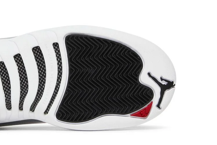 Krossovki-Air-Jordan-12-Retro-GS-Playoff-2022-4