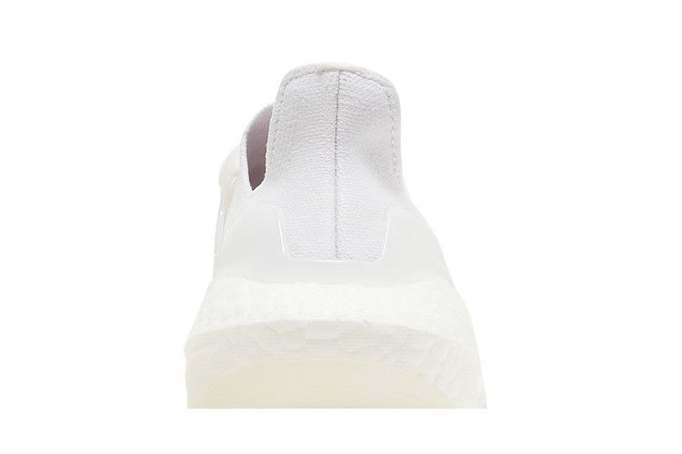 Кроссовки adidas Wmns UltraBoost 22 'Triple White'