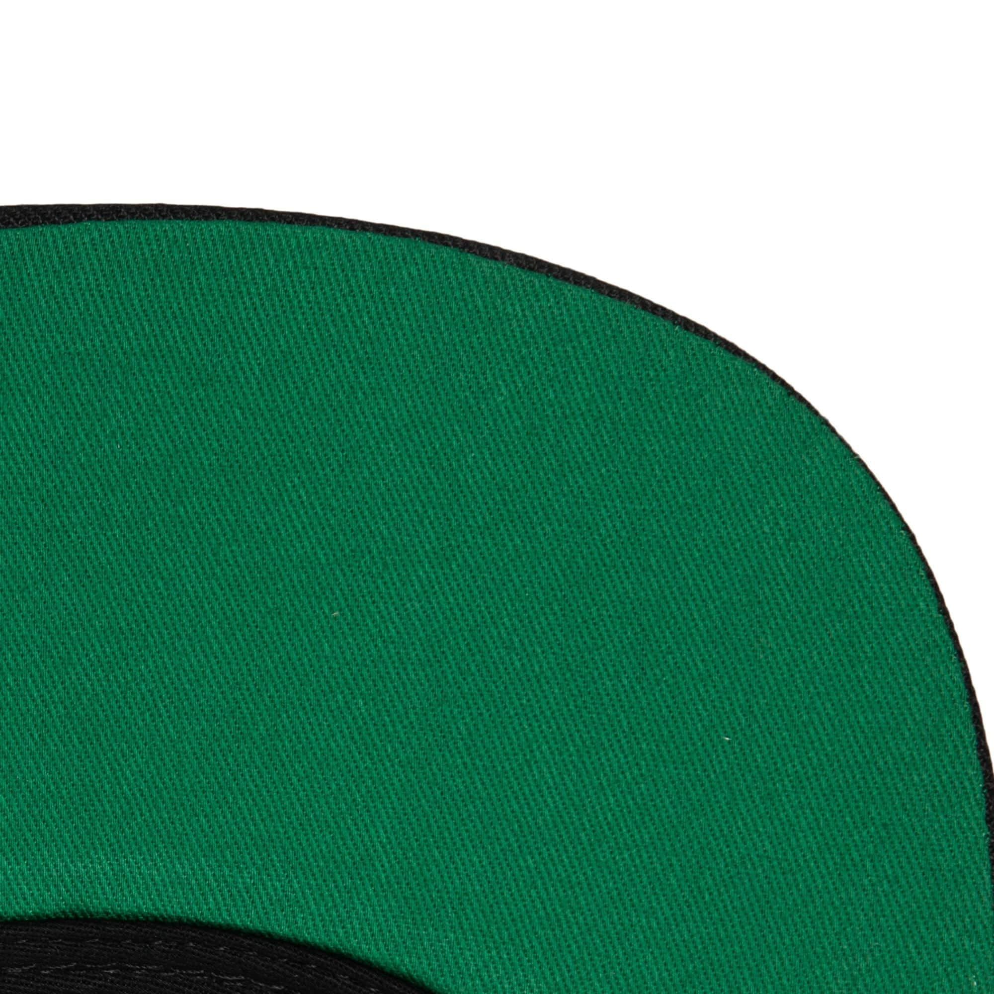 Бейсболка Mitchell & Ness Front Loaded Snapback HWC Miami Heat Hat