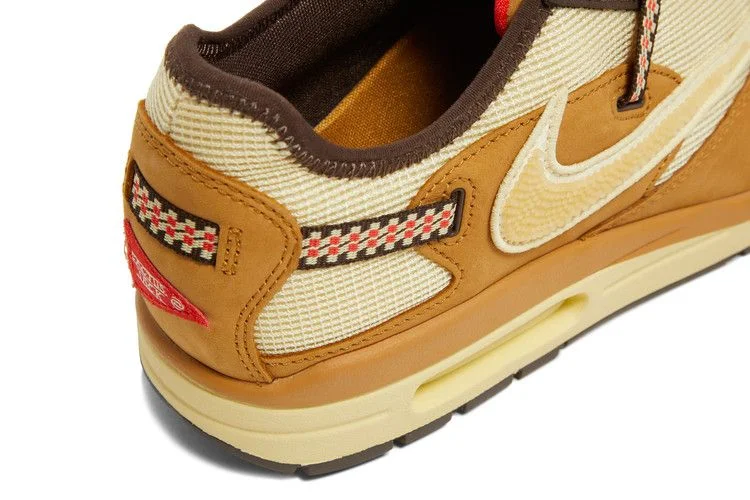 Krossovki-Travis-Scott-x-Nike-Air-Max-1-Wheat-8