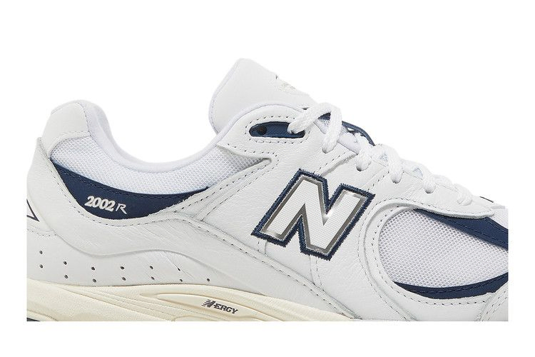 Кроссовки New Balance 2002R 'White Natural Indigo'