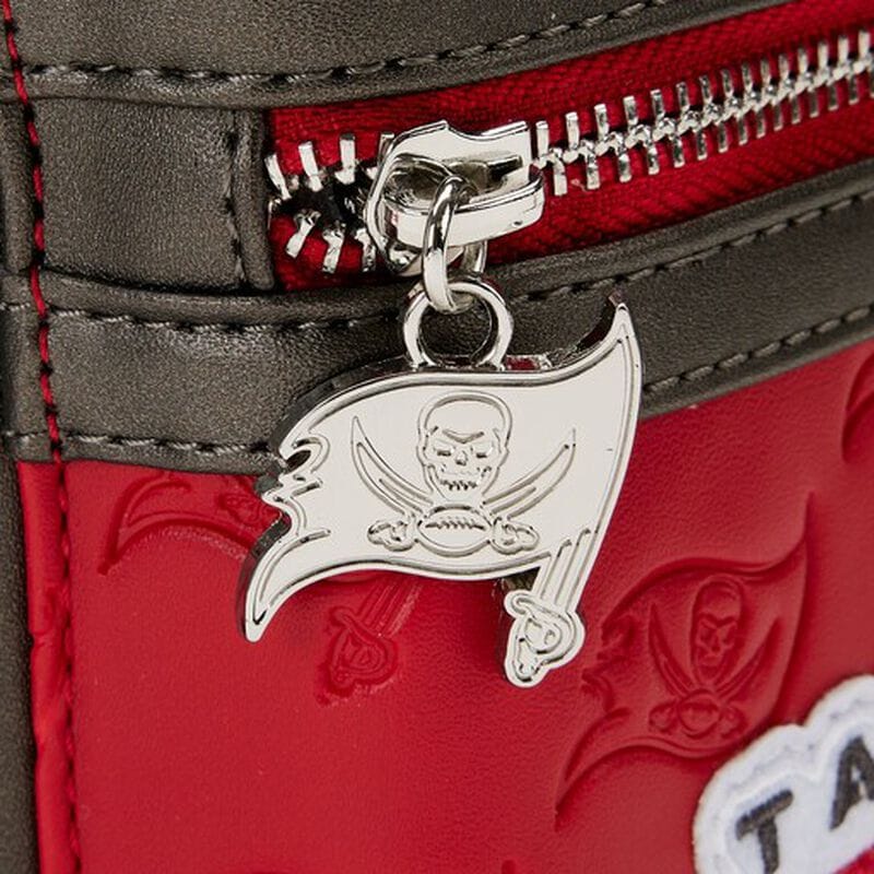 Рюкзак NFL Tamp Bay Buccaneers Patches Mini Backpack