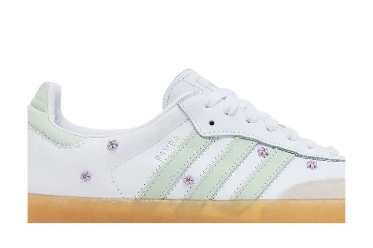 Krossovki-adidas-Wmns-Sambae-Cloud-White-Linen-Green-Gum-1