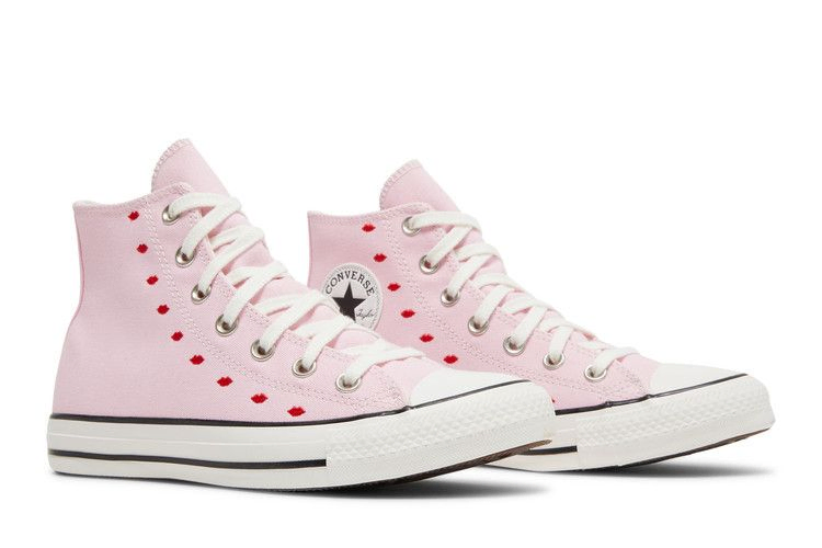 wmns-chuck-taylor-all-star-high-embroidered-hearts-cherry-blossom-a01603f_07