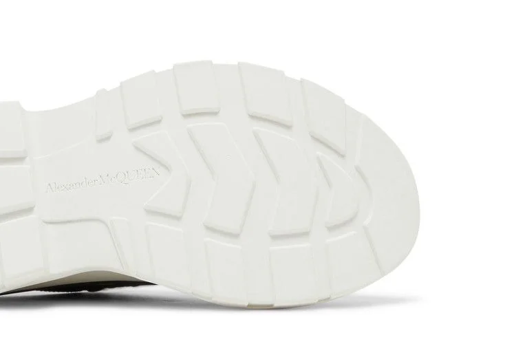 Кроссовки Alexander McQueen Wmns Tread Slick Lace Up 'Black White'