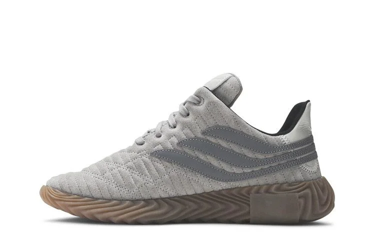Krossovki-Adidas-Sobakov-Grey-2