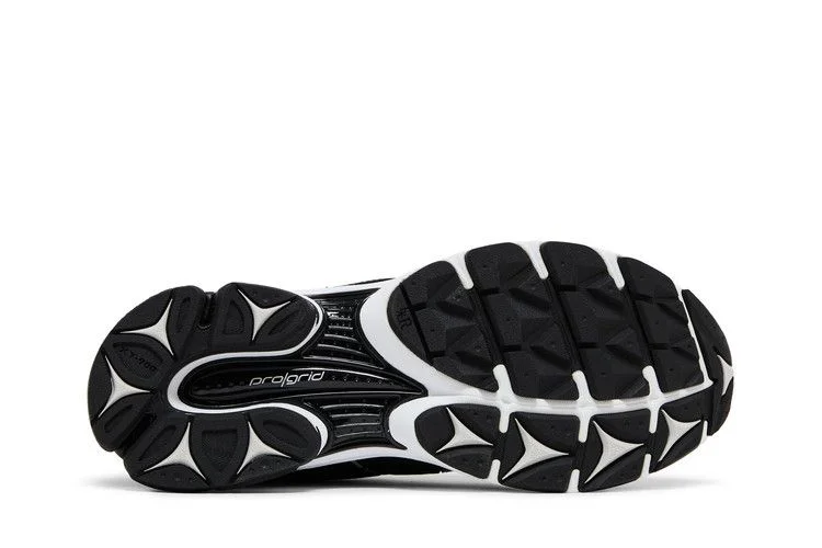 Кроссовки Saucony ProGrid Triumph 4 'Black'