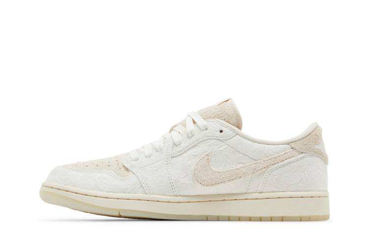 Кроссовки Chris Paul x Air Jordan 1 Retro Low OG 'Give Them Flowers'