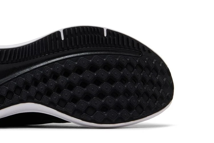 Кроссовки Nike Air Winflo 9 'Black Dark Smoke Grey'