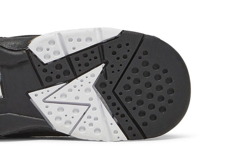 Кроссовки Air Jordan True Flight TD 'Black Metallic Gold' 2019