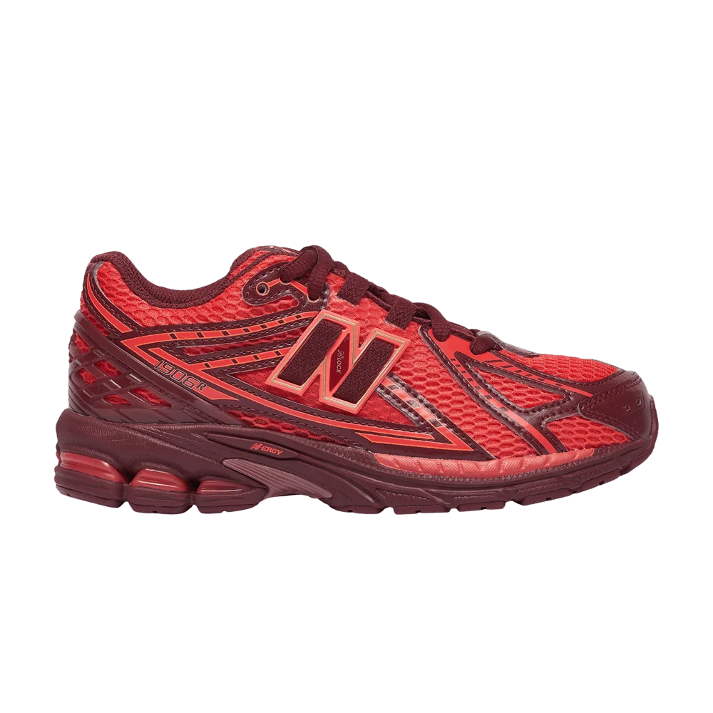 new-balance-1906r-big-kid-mercury-red-crimson-gc1906hb_1