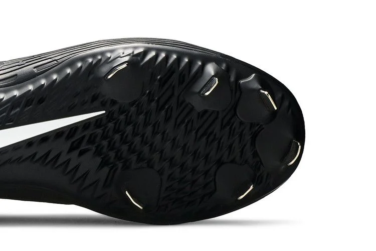 Krossovki-Nike-Alpha-Huarache-Elite-2-Triple-Black-4