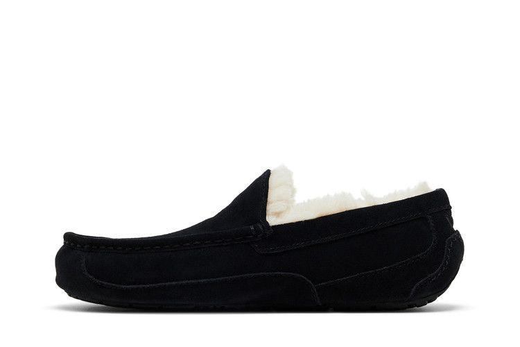 UGG Ascot Slipper 'Black'