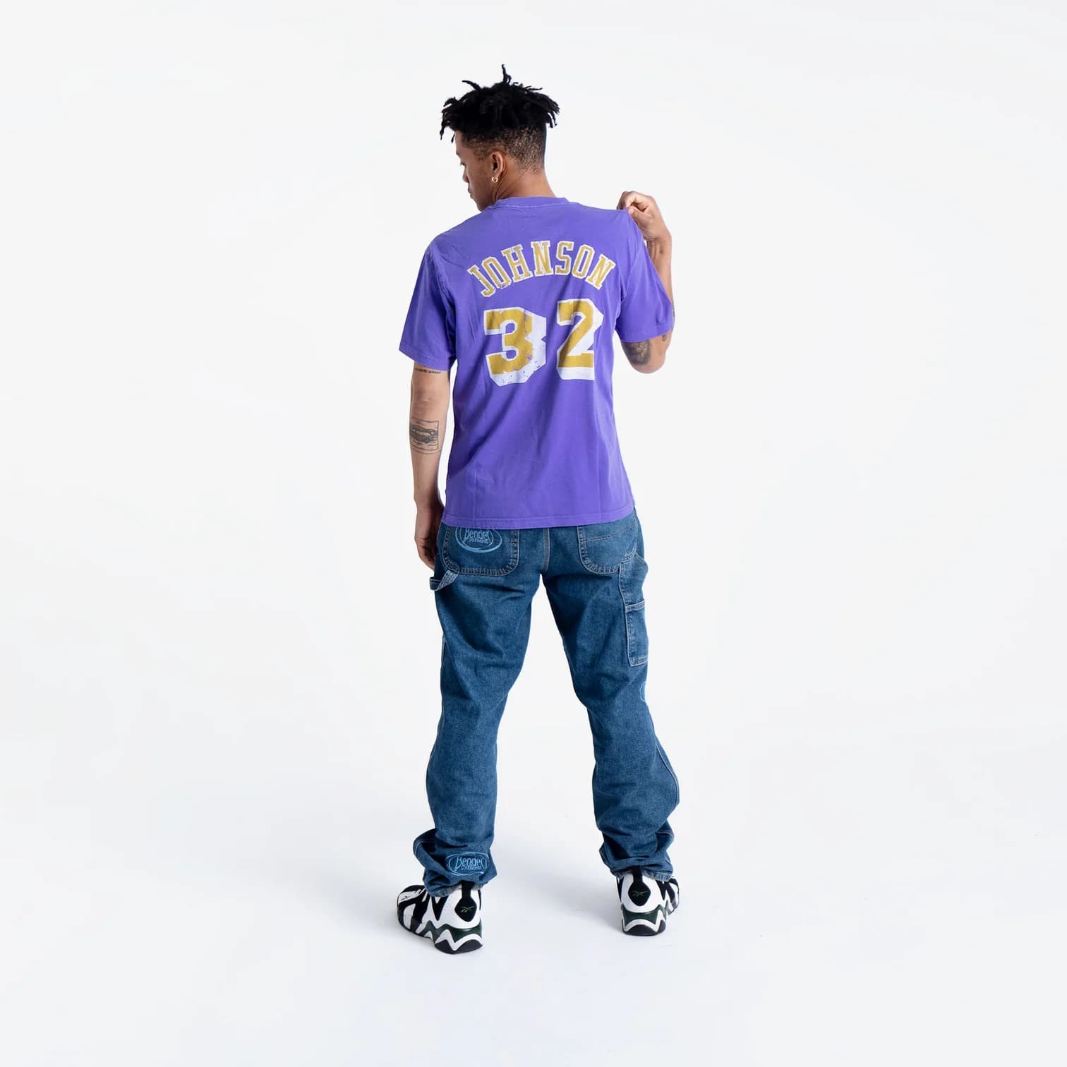 Футболка Mitchell & Ness Magic Johnson Los Angeles Lakers Vintage Sports Illustrated NBA T-Shirt