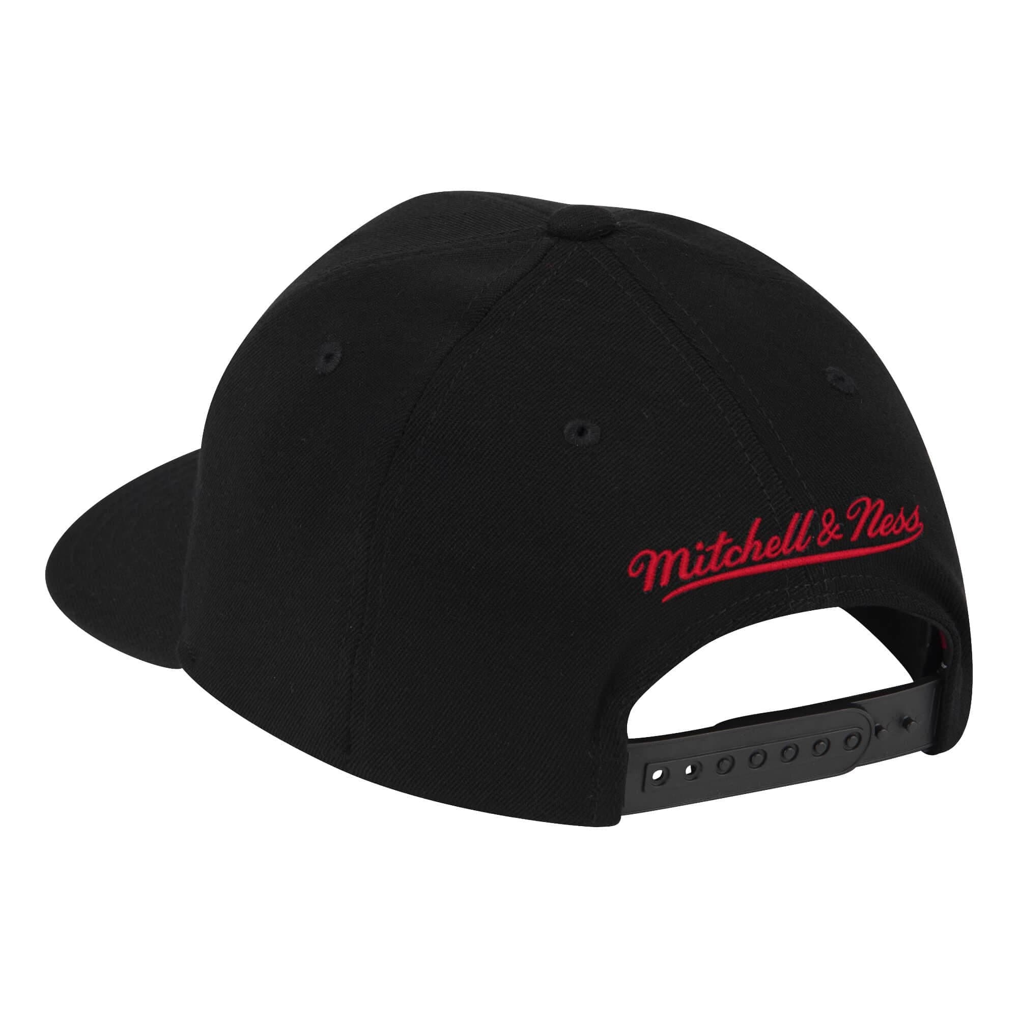 Mitchell-Ness-Double-Triple-Classic-Red-Snapback-Los-Angeles-Clippers-Hat-1