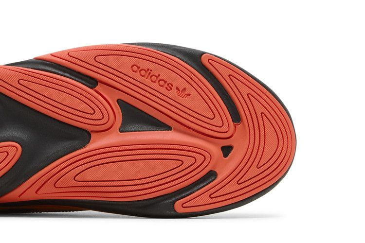 Кроссовки adidas Ozelia 'Black Semi Impact Orange'