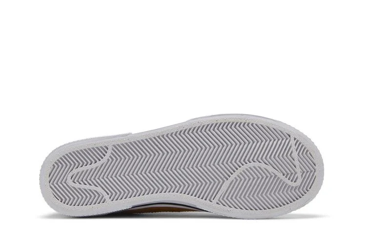 Krossovki-Nike-Wmns-Retro-GTS-Desert-Ochre-3