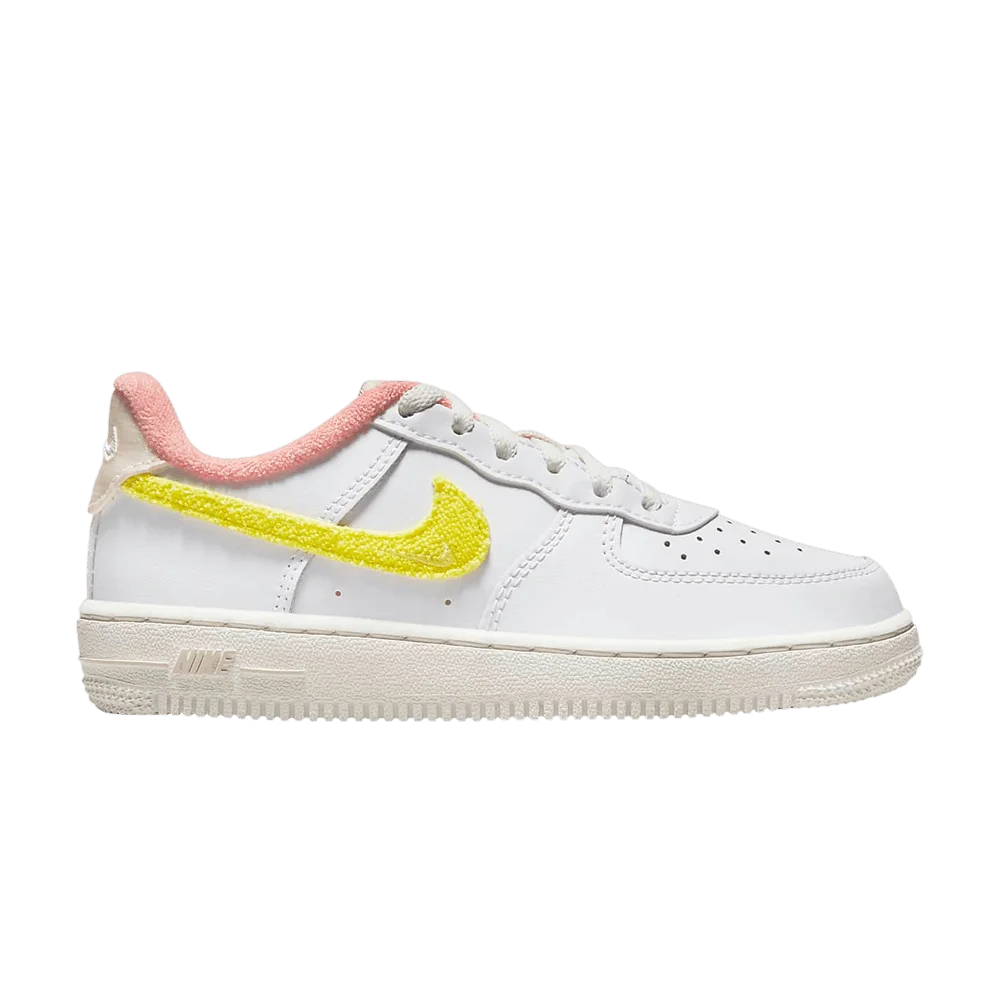 Krossovki-Nike-Force-1-LV8-PS-White-Yellow-Strike