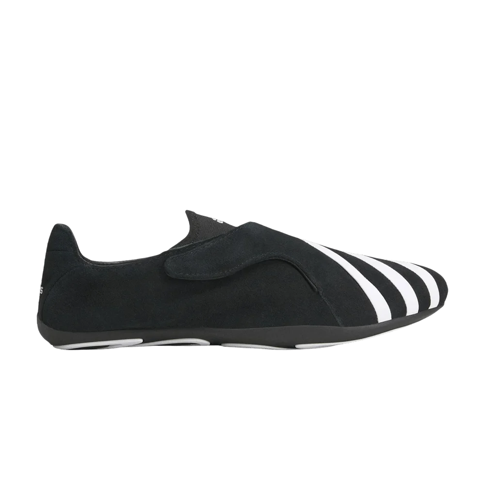 Krossovki-Pharrell-x-adidas-Vario-Flat-Earther-Black-White
