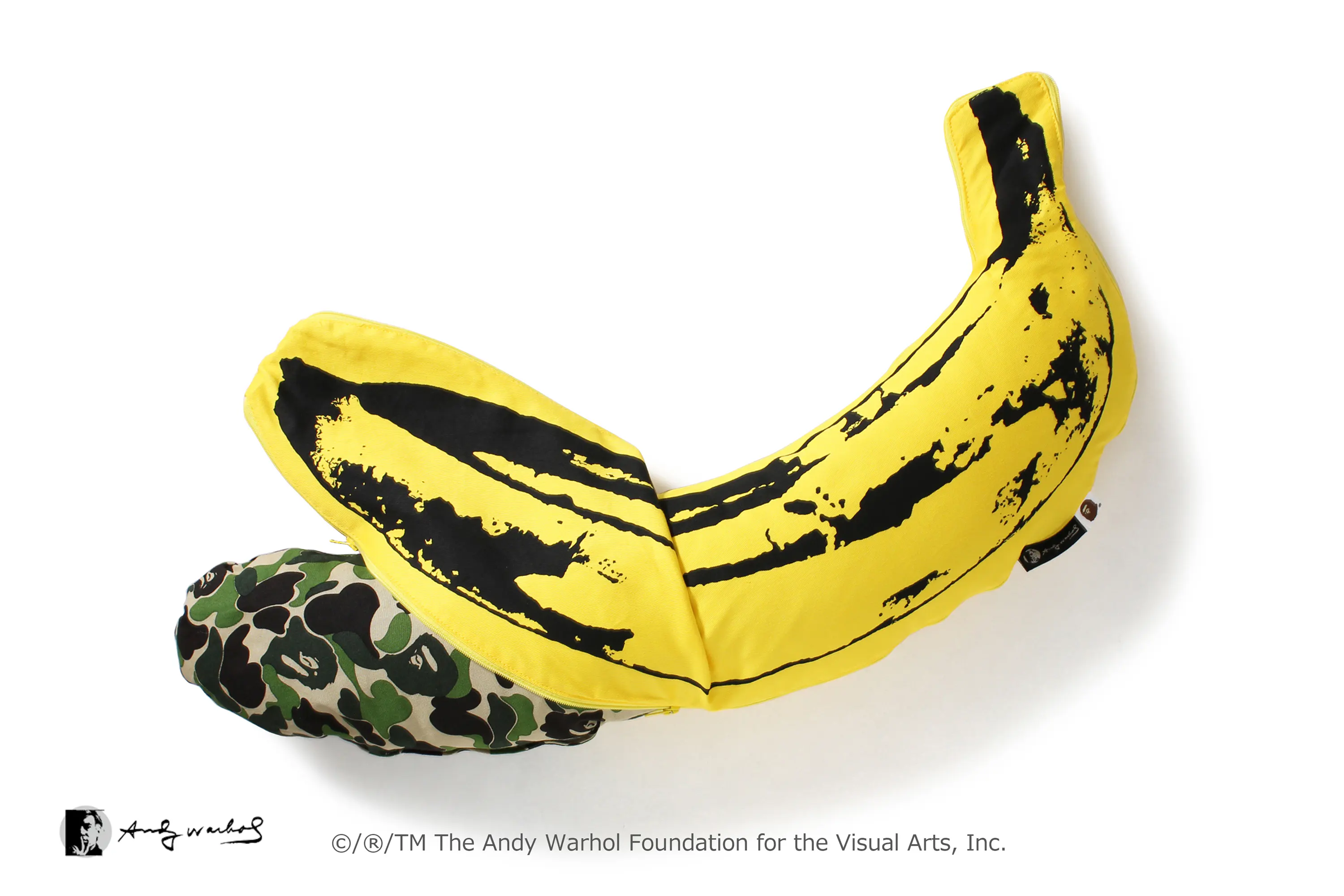 Мягкая подушка BAPE ABC Camo Andy Warhol Banana