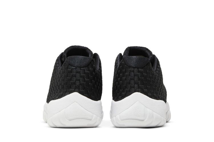 jordan-future-low-718948-002_05