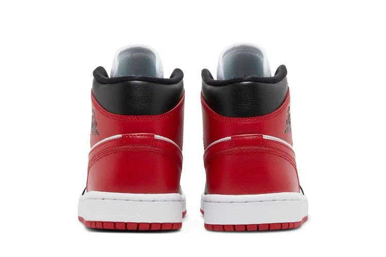 Кроссовки Wmns Air Jordan 1 Mid 'Alternate Bred Toe'