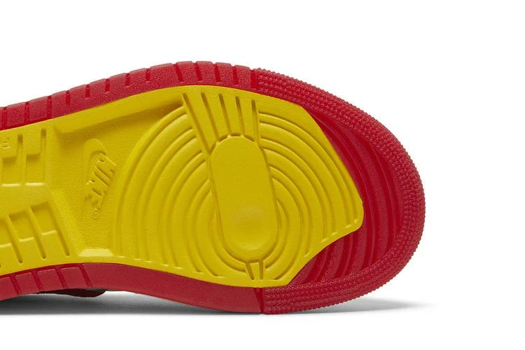 Krossovki-Teyana-Taylor-x-Wmns-Air-Jordan-1-High-Zoom-Comfort-2-A-Rose-From-Harlem-4