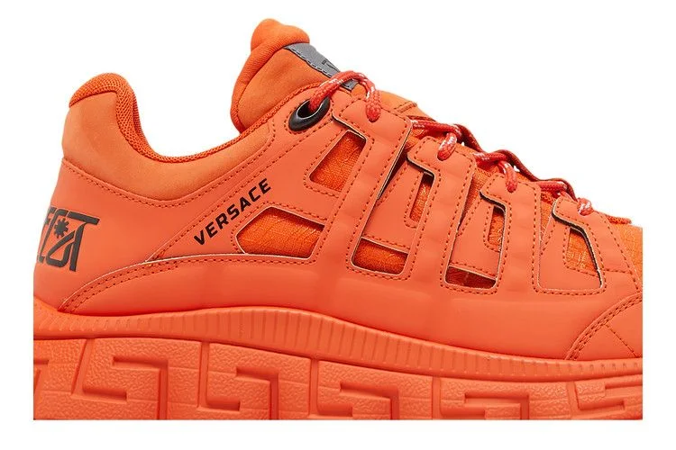 Krossovki-Versace-Trigreca-Red-1